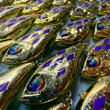 Load image into Gallery viewer, Royal Crown Five of Diamonds Mugshot 60
